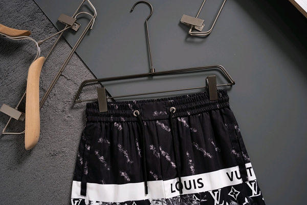 ブランドハーフパンツ側面デザイン